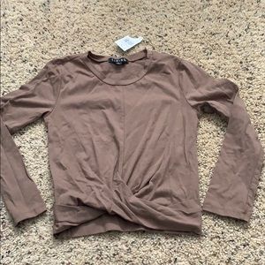 Cream/brown cropped long sleeve